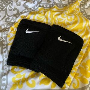 Nike volleyball kneepads